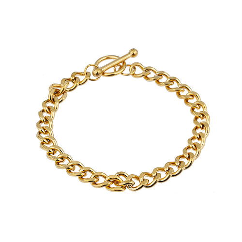 Aura Classic Curb Chain Bracelet on white background